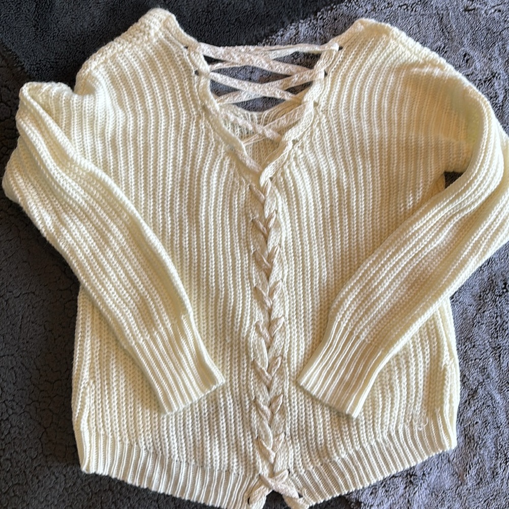 Sweater - Picture 3 of 4